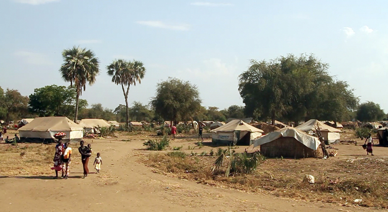 A large refugee camp in Maban County, South Sudan. (Photograph: © Viktor Pesenti)