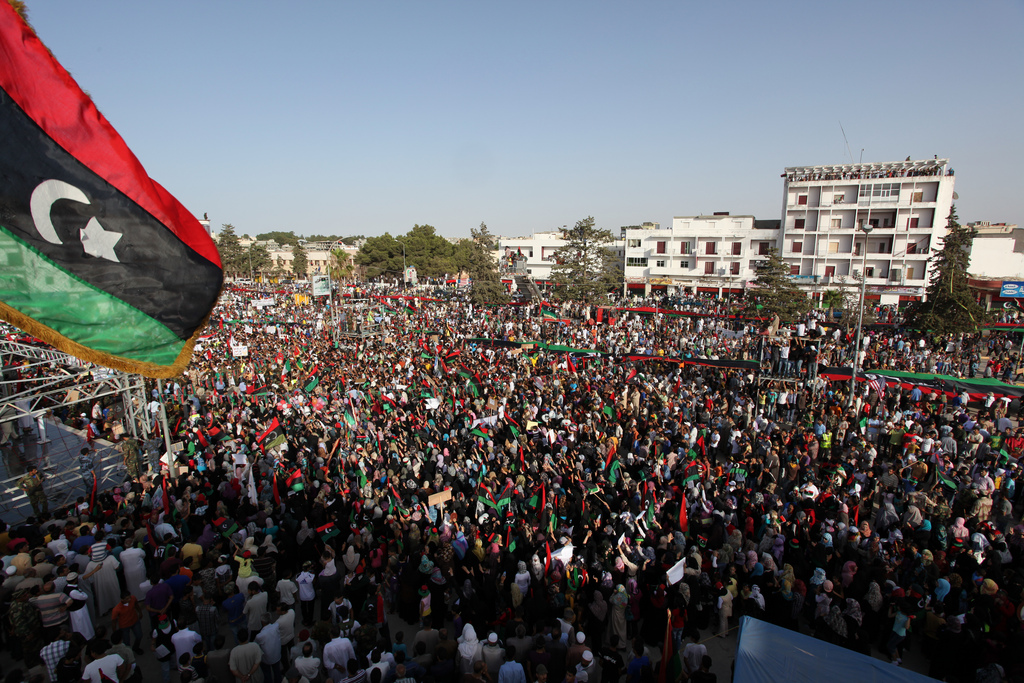 Demonstration_in_Bayda_(Libya,_2011-07-22)