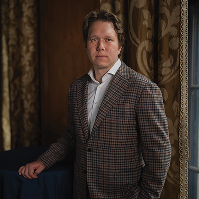 Profile pic of author David M. Sacks showing a man facing the camera with a serious look.